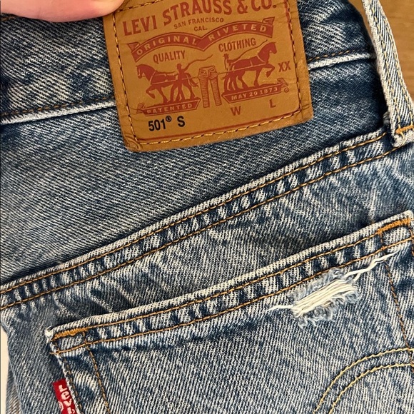 Brand NEW, never worn, Levi’s premium 501 skinny. - Picture 5 of 7